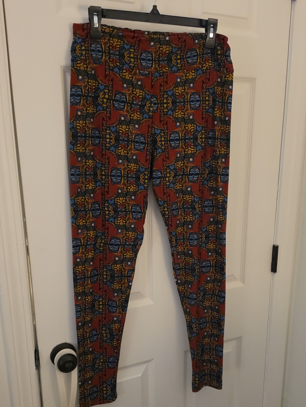 Lularoe TC Buttersoft Horse Pattern Leggings in Rust, Blue & Yellow